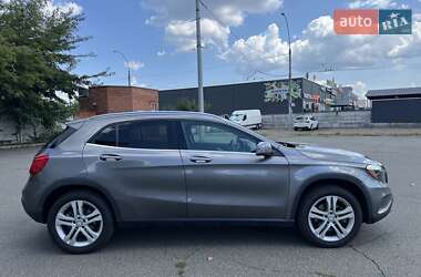 Внедорожник / Кроссовер Mercedes-Benz GLA-Class 2015 в 