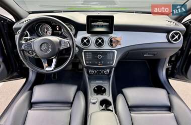 Внедорожник / Кроссовер Mercedes-Benz GLA-Class 2016 в 