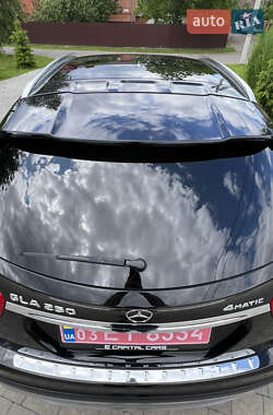 Внедорожник / Кроссовер Mercedes-Benz GLA-Class 2015 в 