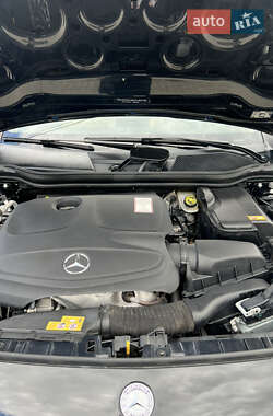 Внедорожник / Кроссовер Mercedes-Benz GLA-Class 2015 в 