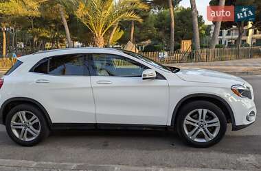 Внедорожник / Кроссовер Mercedes-Benz GLA-Class 2019 в 