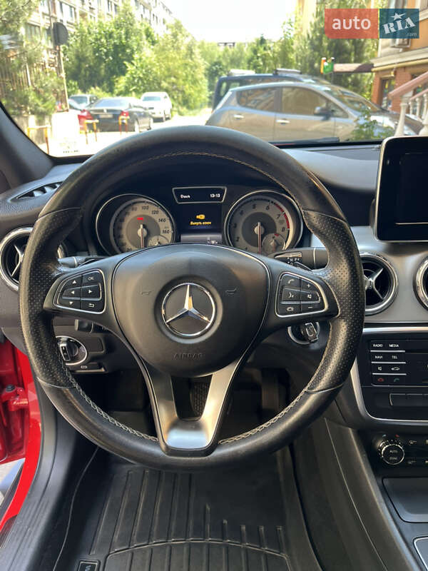 Внедорожник / Кроссовер Mercedes-Benz GLA-Class 2016 в Одессе