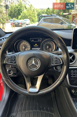 Внедорожник / Кроссовер Mercedes-Benz GLA-Class 2016 в 