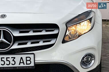 Позашляховик / Кросовер Mercedes-Benz GLA-Class 2017 в 