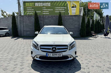 Внедорожник / Кроссовер Mercedes-Benz GLA-Class 2015 в 