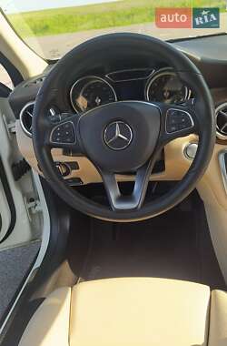 Внедорожник / Кроссовер Mercedes-Benz GLA-Class 2017 в 
