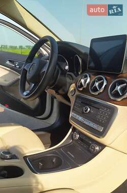 Внедорожник / Кроссовер Mercedes-Benz GLA-Class 2017 в 