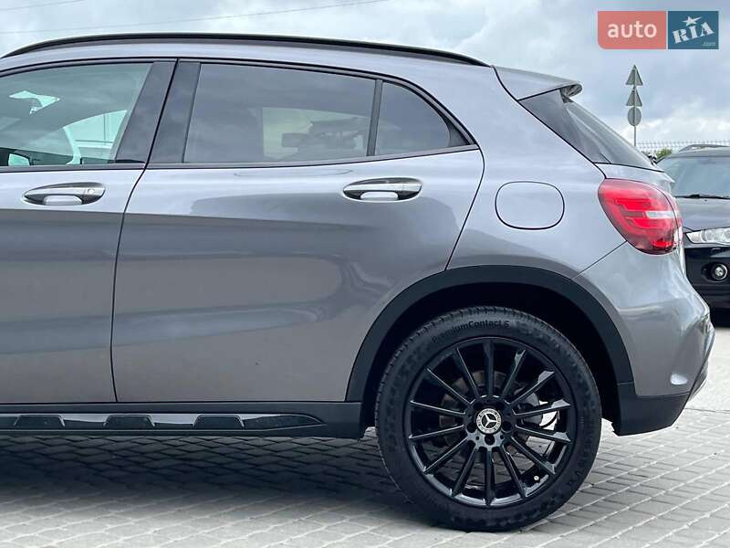 Позашляховик / Кросовер Mercedes-Benz GLA-Class 2019 в Львові