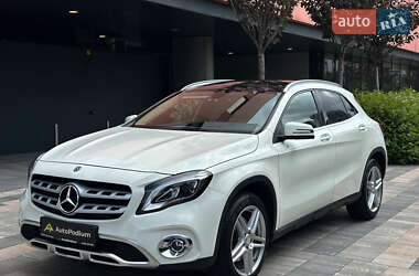 Внедорожник / Кроссовер Mercedes-Benz GLA-Class 2015 в Киеве