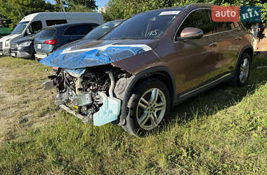 Внедорожник / Кроссовер Mercedes-Benz GLA-Class 2023 в 