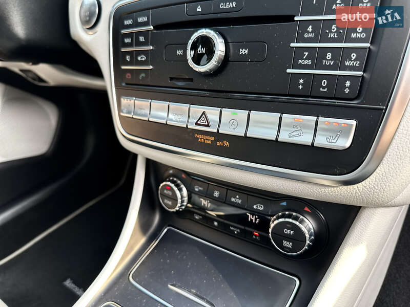 Внедорожник / Кроссовер Mercedes-Benz GLA-Class 2019 в Киеве