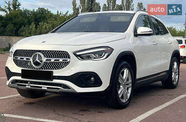 Внедорожник / Кроссовер Mercedes-Benz GLA-Class 2020 в 