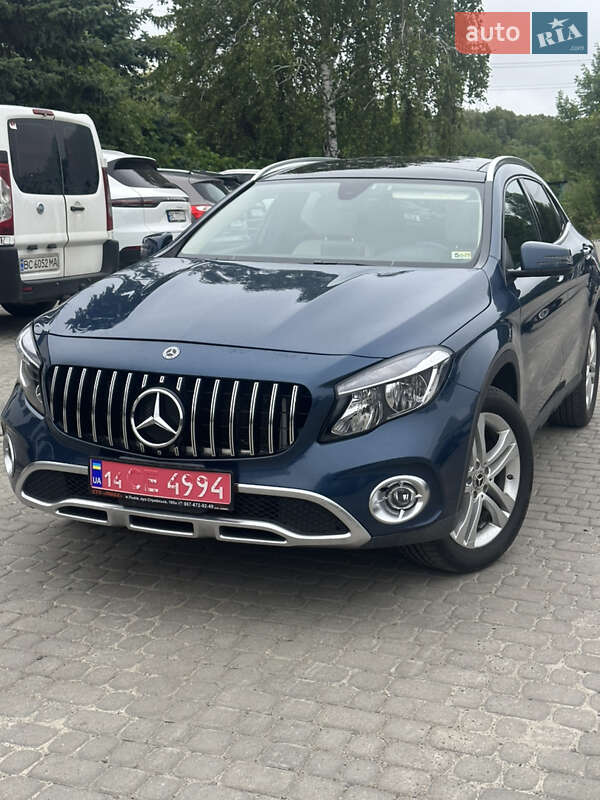 Позашляховик / Кросовер Mercedes-Benz GLA-Class 2018 в Львові