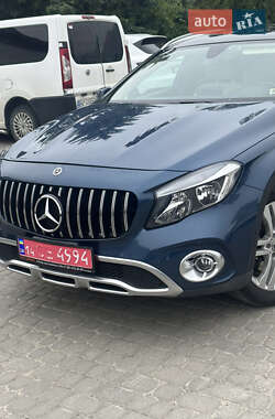 Позашляховик / Кросовер Mercedes-Benz GLA-Class 2018 в 