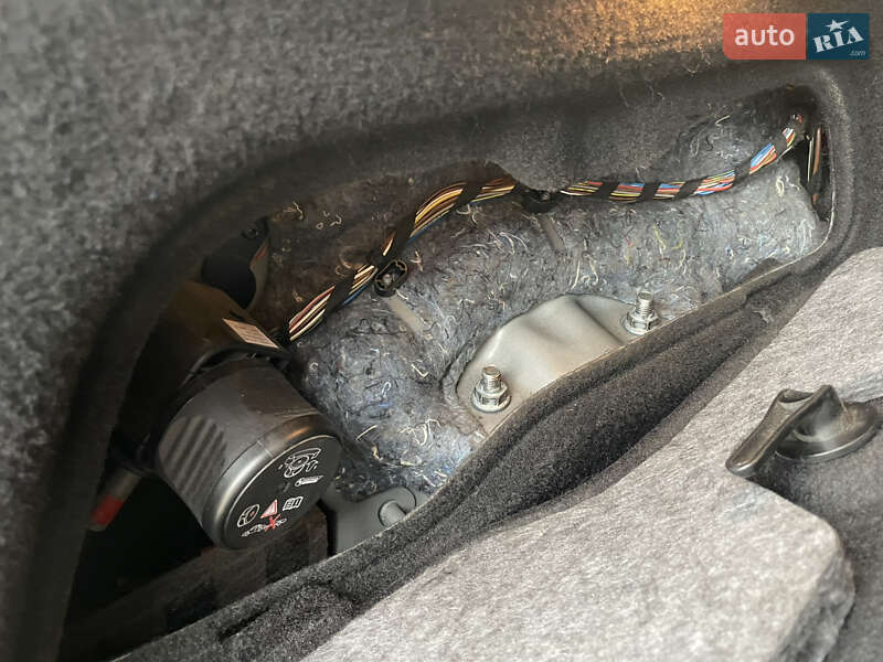 Внедорожник / Кроссовер Mercedes-Benz GLA-Class 2014 в Киеве фото 26 Внедорожник / Кроссовер Mercedes-Benz GLA-Class 2014 в Киеве