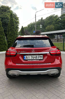 Внедорожник / Кроссовер Mercedes-Benz GLA-Class 2019 в 