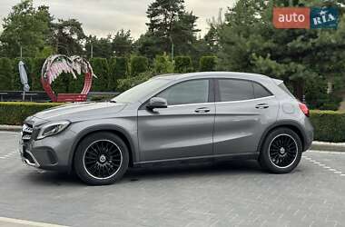 Внедорожник / Кроссовер Mercedes-Benz GLA-Class 2017 в 