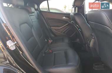 Внедорожник / Кроссовер Mercedes-Benz GLA-Class 2017 в 