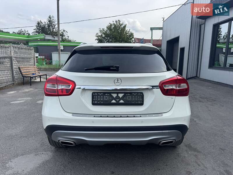 Внедорожник / Кроссовер Mercedes-Benz GLA-Class 2016 в Тернополе