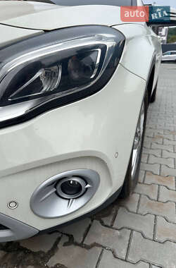 Внедорожник / Кроссовер Mercedes-Benz GLA-Class 2017 в 