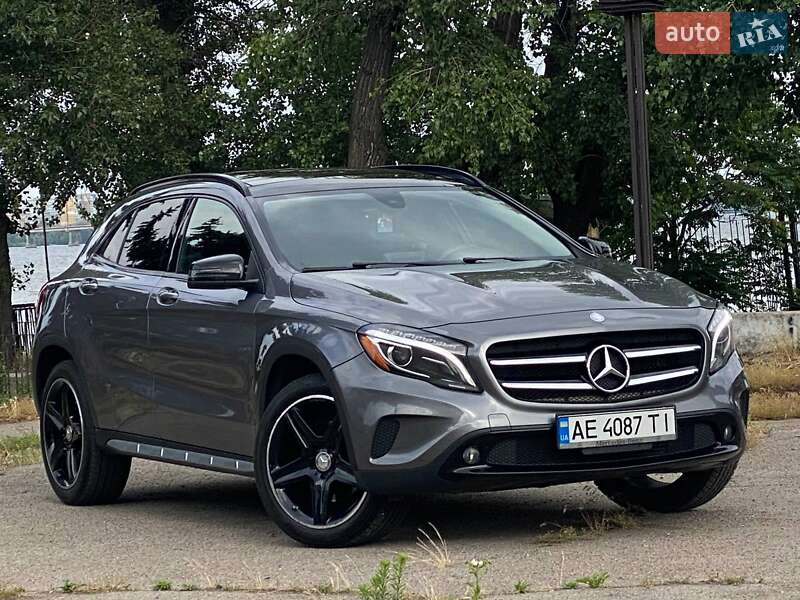 Внедорожник / Кроссовер Mercedes-Benz GLA-Class 2016 в 