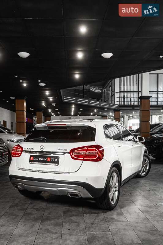 Внедорожник / Кроссовер Mercedes-Benz GLA-Class 2016 в Одессе фото 25 Внедорожник / Кроссовер Mercedes-Benz GLA-Class 2016 в Одессе