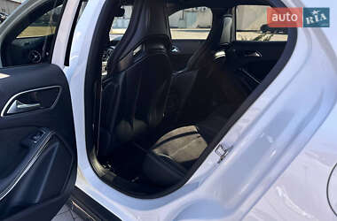 Внедорожник / Кроссовер Mercedes-Benz GLA-Class 2018 в 
