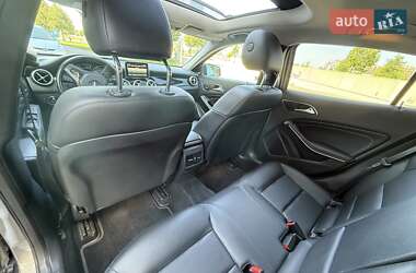 Внедорожник / Кроссовер Mercedes-Benz GLA-Class 2014 в 