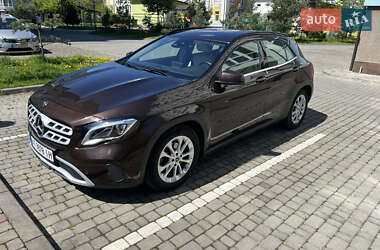 Внедорожник / Кроссовер Mercedes-Benz GLA-Class 2017 в 