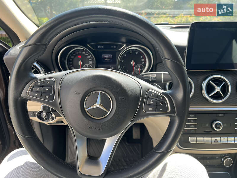Внедорожник / Кроссовер Mercedes-Benz GLA-Class 2017 в Ивано-Франковске