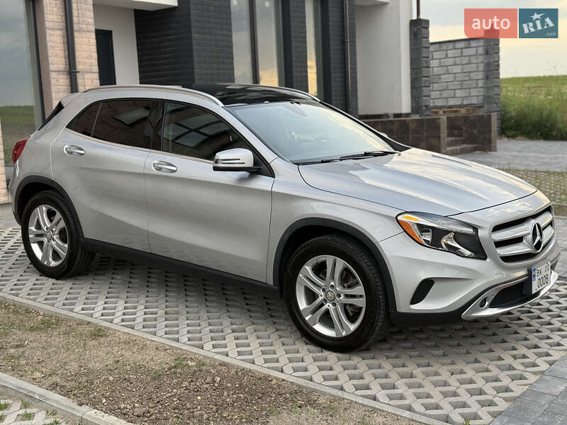 Внедорожник / Кроссовер Mercedes-Benz GLA-Class 2016 в Ровно
