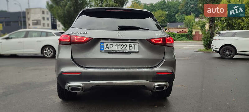 Внедорожник / Кроссовер Mercedes-Benz GLA-Class 2020 в Киеве