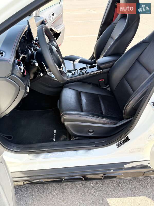 Внедорожник / Кроссовер Mercedes-Benz GLA-Class 2016 в Одессе