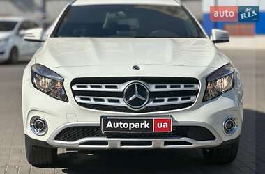 Внедорожник / Кроссовер Mercedes-Benz GLA-Class 2017 в 