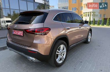 Внедорожник / Кроссовер Mercedes-Benz GLA-Class 2022 в 