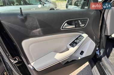 Внедорожник / Кроссовер Mercedes-Benz GLA-Class 2019 в 