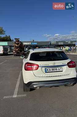 Внедорожник / Кроссовер Mercedes-Benz GLA-Class 2016 в 