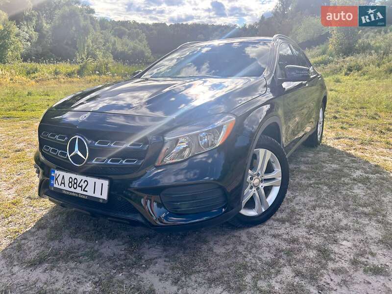 Mercedes-Benz GLA-Class 2016 Mercedes-Benz GLA-Class 2016