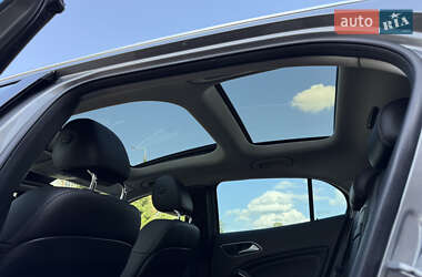 Внедорожник / Кроссовер Mercedes-Benz GLA-Class 2016 в 