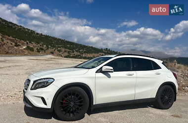 Внедорожник / Кроссовер Mercedes-Benz GLA-Class 2016 в 