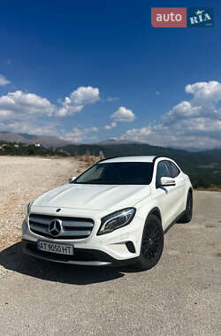 Внедорожник / Кроссовер Mercedes-Benz GLA-Class 2016 в 