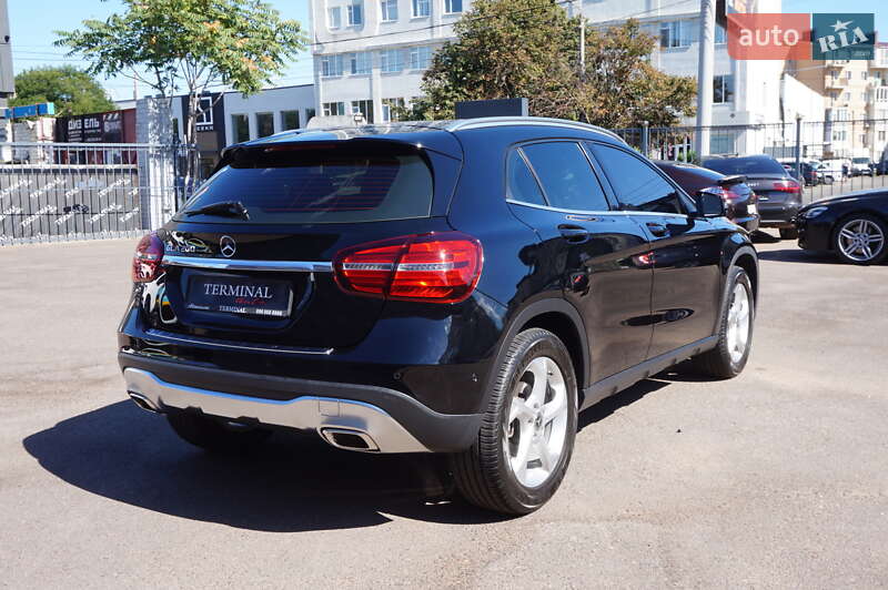 Внедорожник / Кроссовер Mercedes-Benz GLA-Class 2017 в Одессе