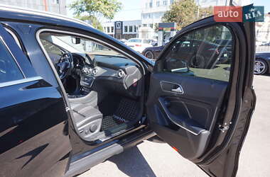 Внедорожник / Кроссовер Mercedes-Benz GLA-Class 2017 в 