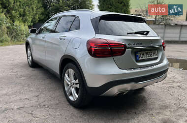 Внедорожник / Кроссовер Mercedes-Benz GLA-Class 2018 в 