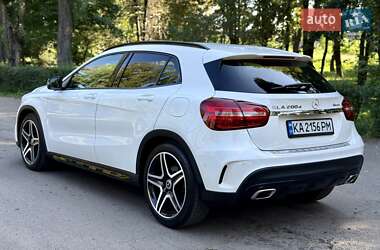 Внедорожник / Кроссовер Mercedes-Benz GLA-Class 2018 в 