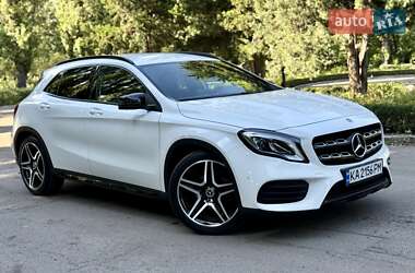 Внедорожник / Кроссовер Mercedes-Benz GLA-Class 2018 в Киеве
