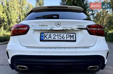 Внедорожник / Кроссовер Mercedes-Benz GLA-Class 2018 в 