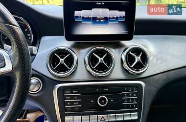 Внедорожник / Кроссовер Mercedes-Benz GLA-Class 2018 в 