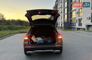 Внедорожник / Кроссовер Mercedes-Benz GLA-Class 2022 в 