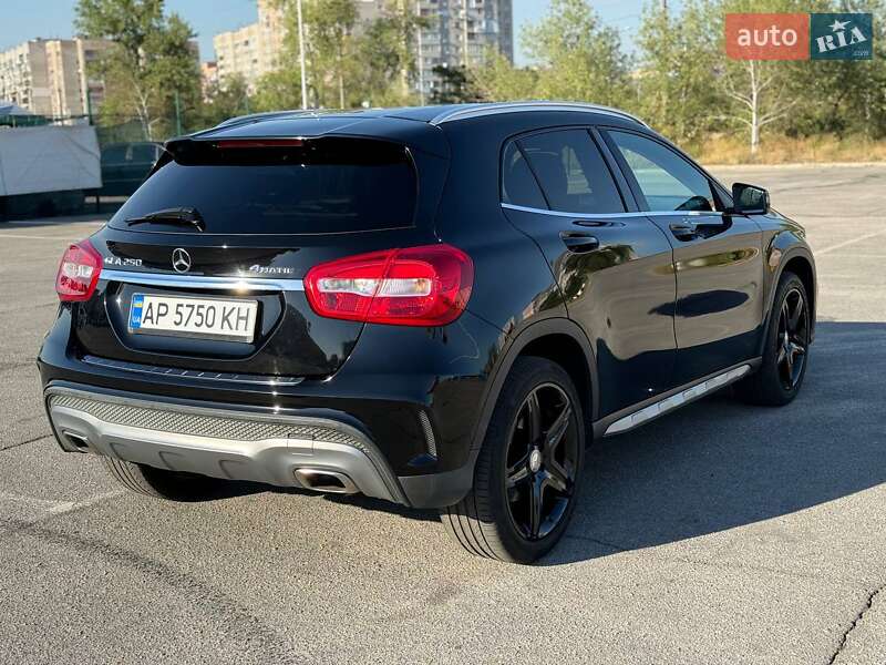 Внедорожник / Кроссовер Mercedes-Benz GLA-Class 2015 в Запорожье